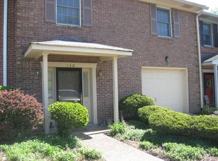 156 Gardiner Lake Rd, Louisville, KY 40205