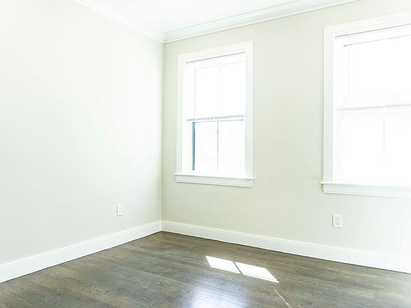 5th image of 79 Linden St #1R