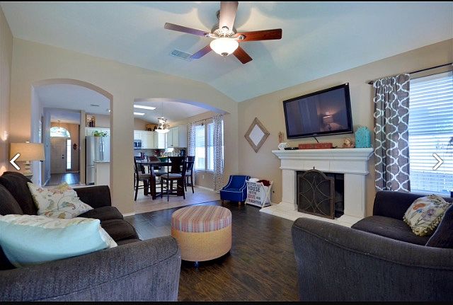 1st image of 812 House Creek Dr