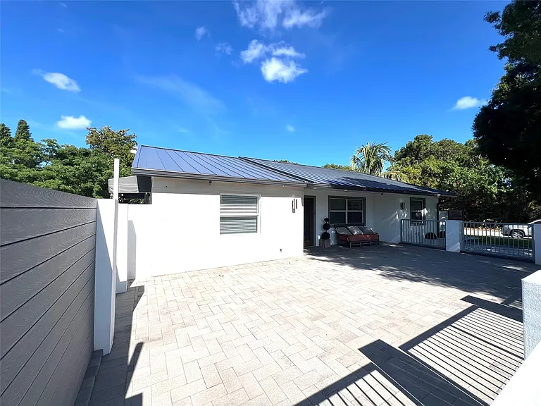 15276 Harrison Rd — Photo 68
