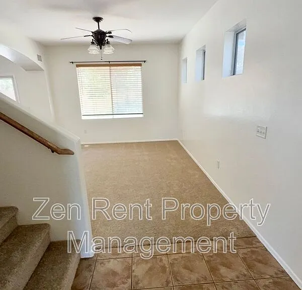 4237 E Windsor Dr — Photo 4
