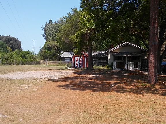 Back house 