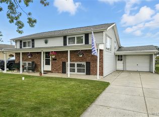 226 Temple Dr, Cheektowaga, NY 14225