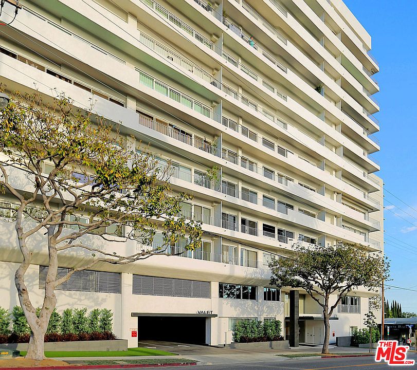 1st image of 838 N Doheny Dr APT 503