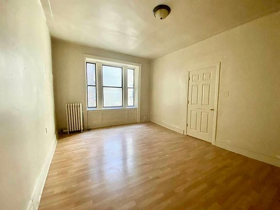 2nd image of 286 Fort Washington Ave APT 4CC