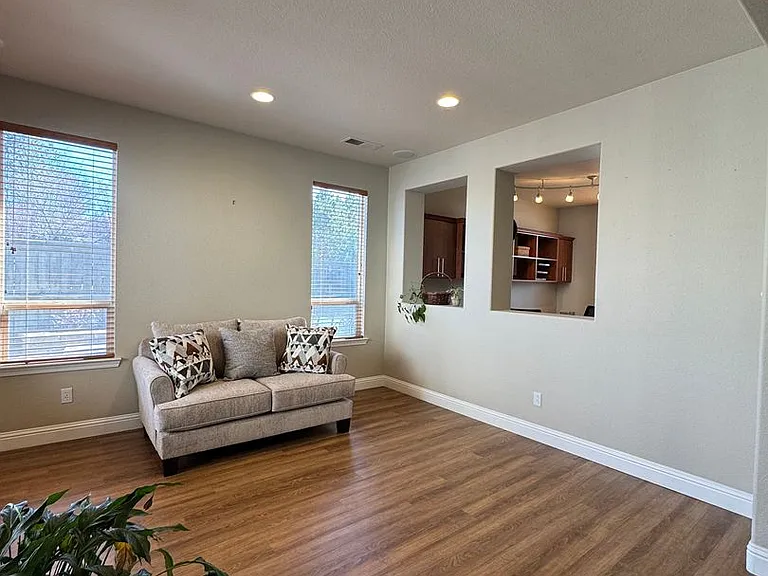 585 Seattle Slew Ct — Photo 7
