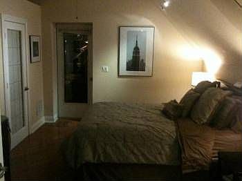 2nd image of 1411 N Oakley Blvd
