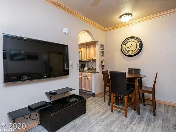 5th image of 223 Hunter Ridge Rd #3306