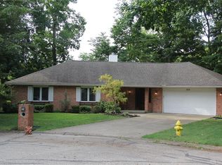 320 Green Oak Dr, Troy, OH 45373