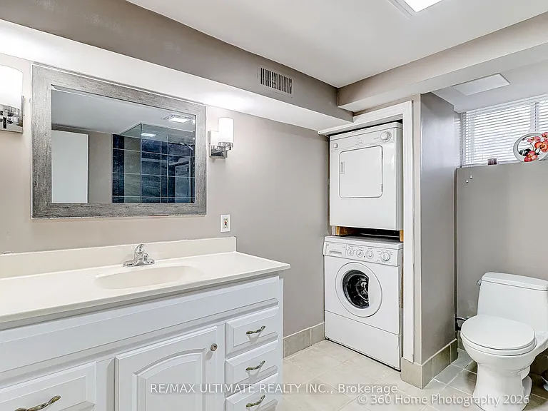 49 Gooderham Dr — Photo 7