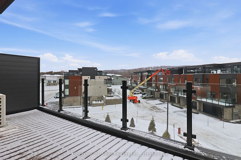 The Blue Mountains Townhouse for rent - 3 Bedrooms — photo 24