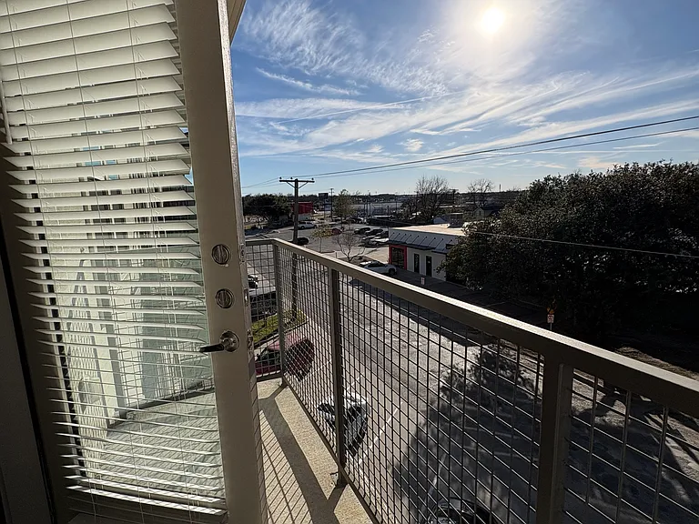 Mystique at University Heights — Photo 18