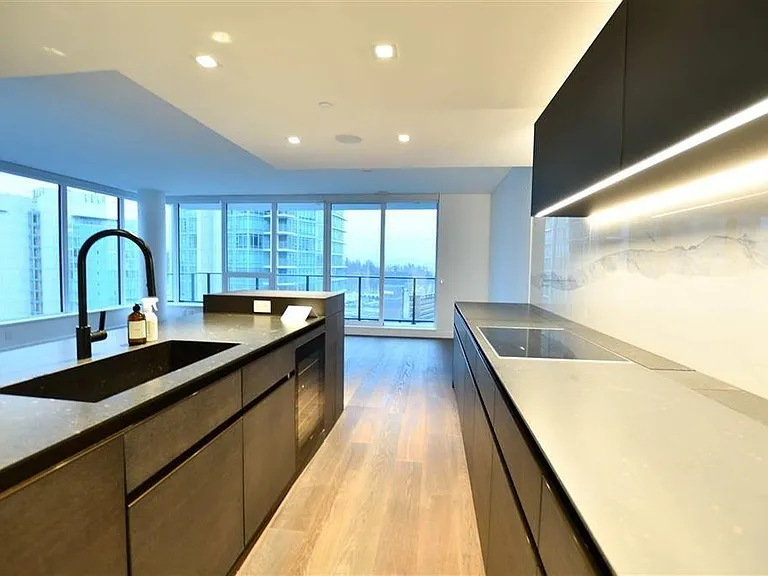 620 Cardero St #13 — Photo 7