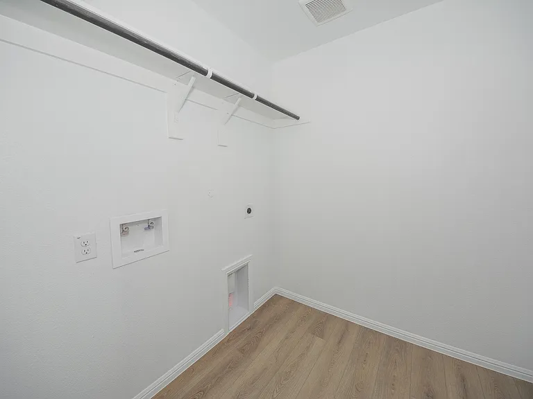 13156 Zion Dr — Photo 11