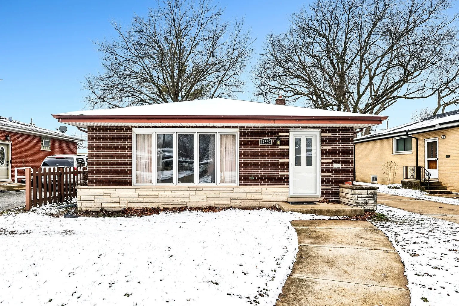 14832 Clifton Park Ave photo 1