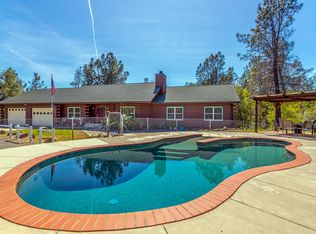 16550 Thompson Ln, Redding, CA 96001