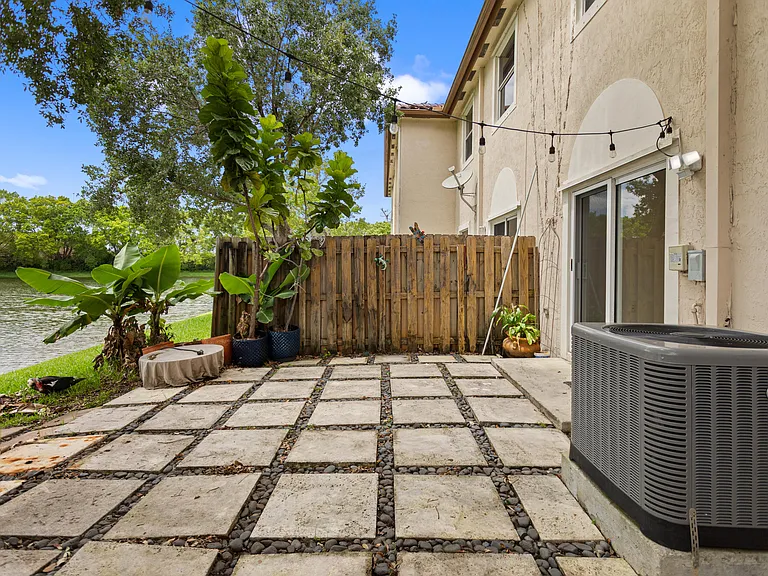 5056 SW 141st Ave — Photo 56