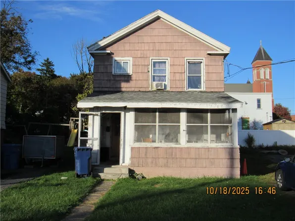 86 Water St, Lyons, NY 14489