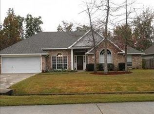 650 Goldflower Ln, Mandeville, LA 70448