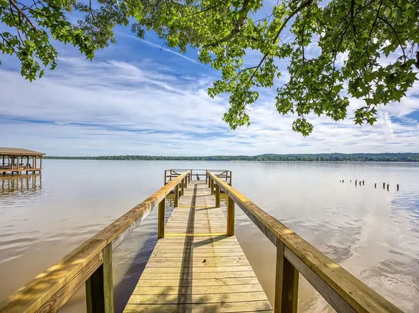 1879 Fm 3288 E, Jacksonville, TX 75766