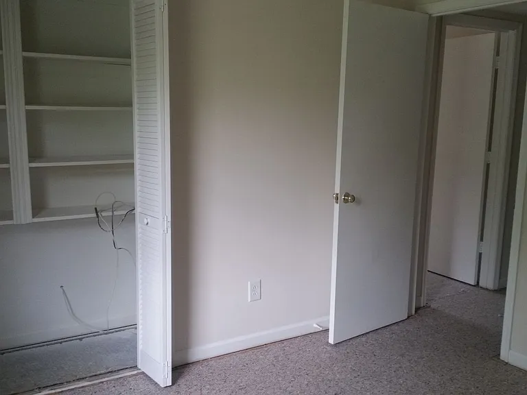 5001 Boonsboro Rd — Photo 7
