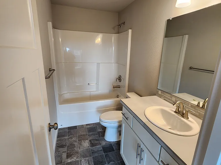 3942 SE 81st Ave — Photo 12