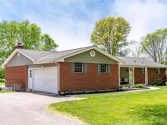 3rd image of 3577 Southbrook Dr