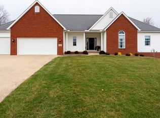 1343 Andrews St NW, Hartville, OH 44632