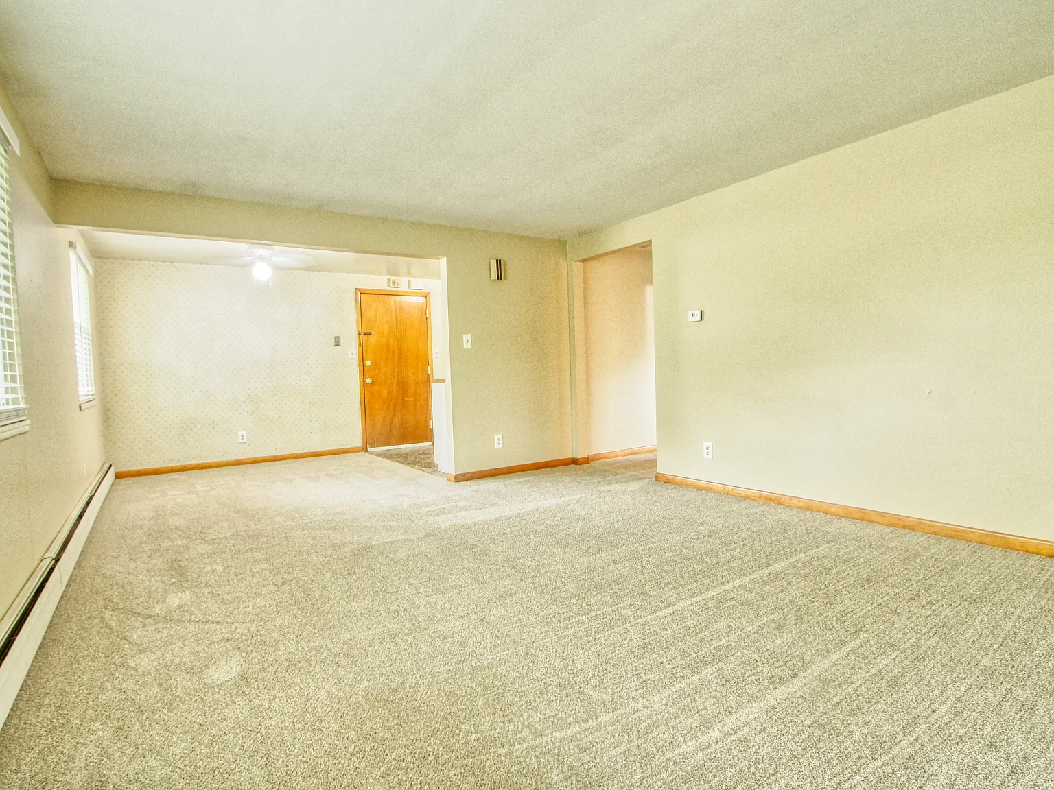 2 bed, 1100 sqft, $1,200 — Photo 4