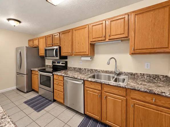 10300 Southern Pkwy #102, Louisville, KY 40214