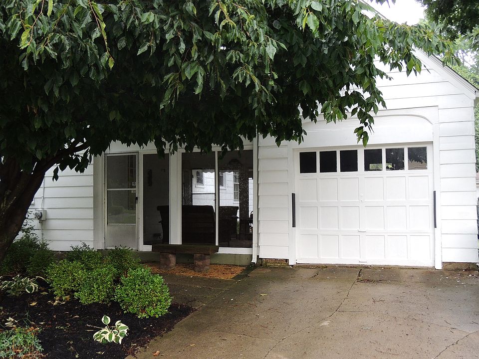 2nd image of 50 N 33rd St