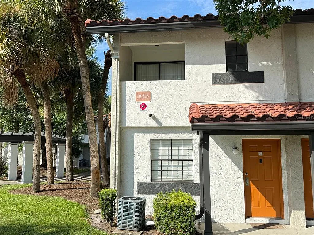 1 bed, 1.5 bath, 745 sqft, $1,500 — Photo 3