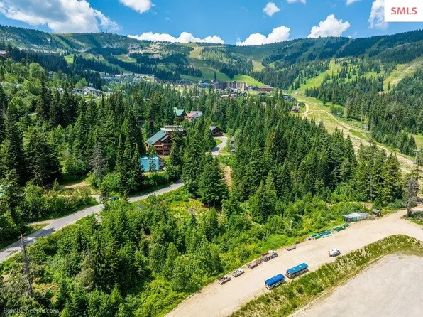 614 Telemark Rd, Sandpoint, ID 83864