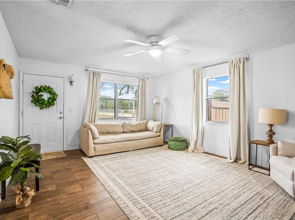 1255 18th Ave SW, Vero Beach, FL 32962