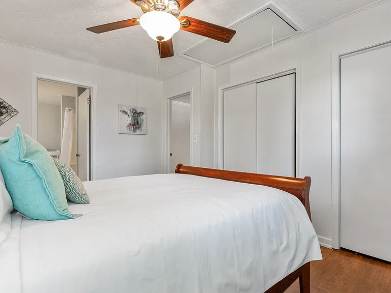 3926 Pineview Dr SE — Photo 18