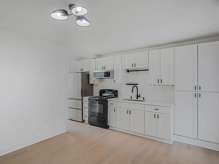 3318 S Saratoga St #103 — Photo 10