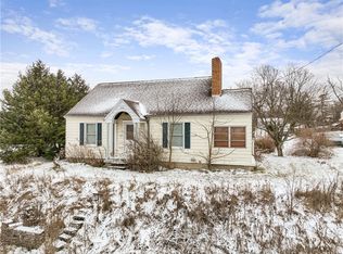 1315 Lesnett Rd, Pittsburgh, PA 15241