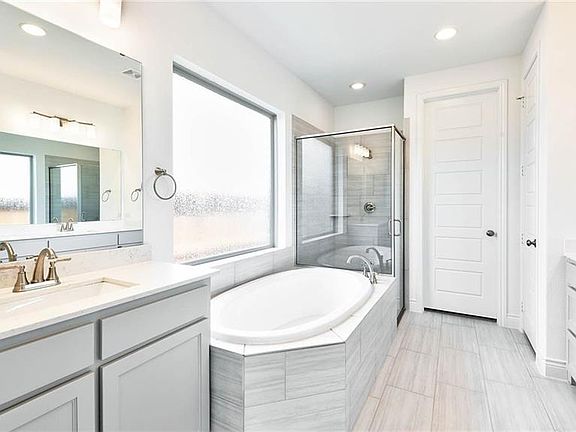 5th image of 8629 Holliday Creek Way