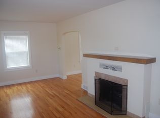 1201 11th St, Anacortes, WA 98221