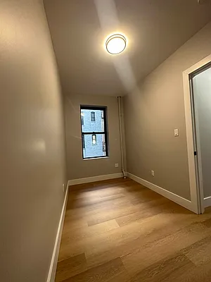 Rented by Peter R. Hungerford, LREB | media 13