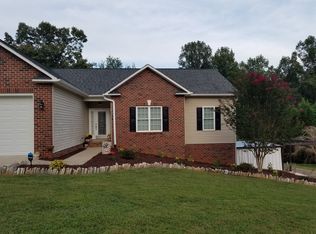 1262 Beechwood Dr, Newton, NC 28658