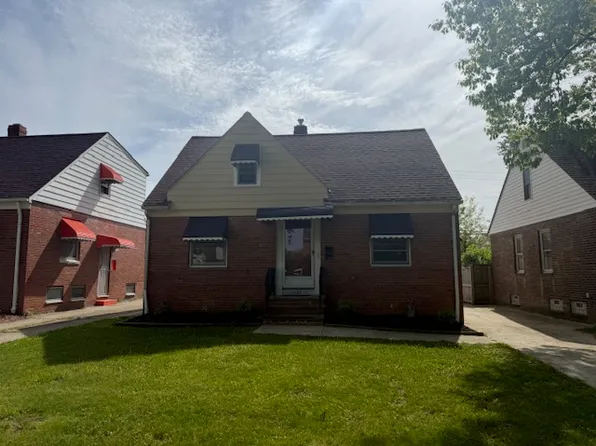 5533 Beechwood Ave, Maple Heights, OH 44137