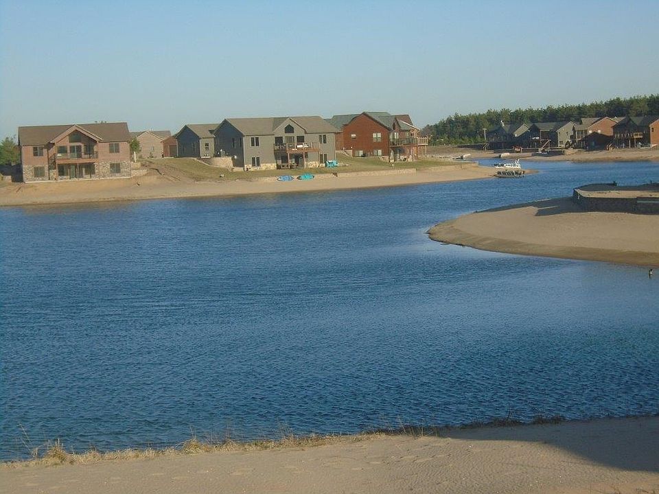1st image of N8606 Island View Dr