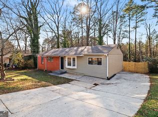 6099 Biscayne Dr, Forest Park, GA 30297