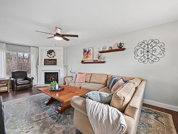 4th image of 2930 Spring Cove Way