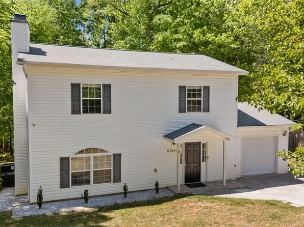 6156 Brinkley Park Dr, Belews Creek, NC 27009