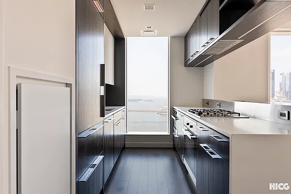 Kitchen, photo 1
