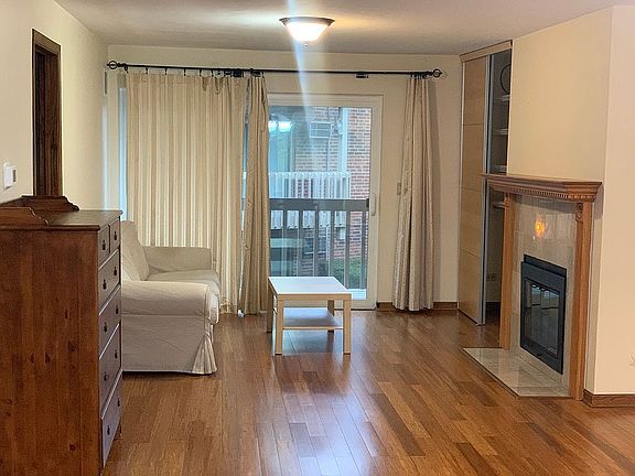 4th image of 2382 Abbeywood Dr APT D
