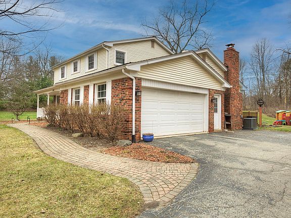 4th image of 22510 Clarkshire Dr