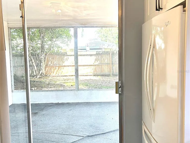 2152 Greenbriar Blvd — Photo 38